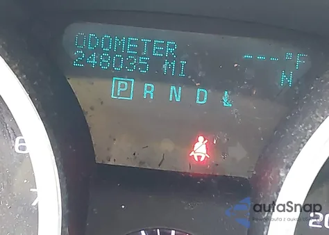 2010 Chevrolet Traverse Lt z USA, uszkodzony, nr VIN 1GNLVGED8AS144959